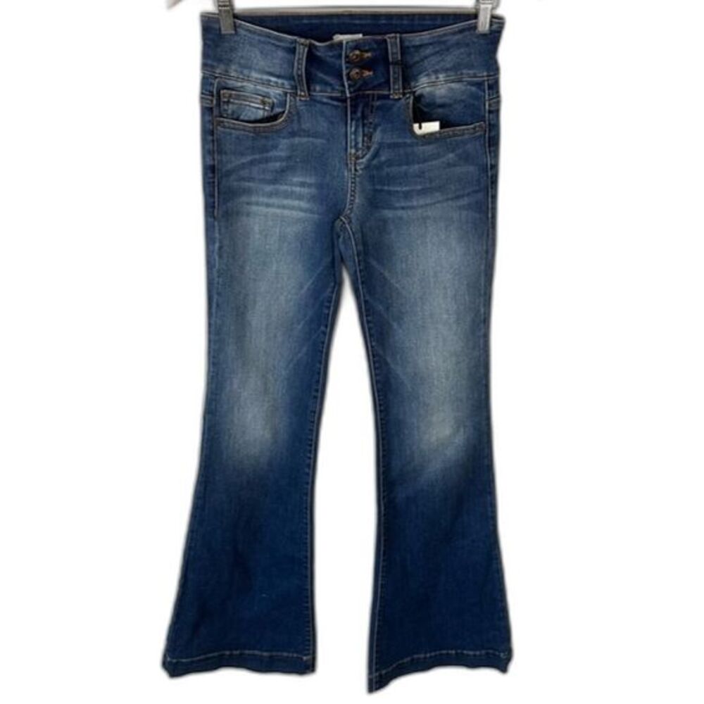 Sneak Peek Medium Wash Flare Denim Jeans NWT Size 5 Casual Faded Chic